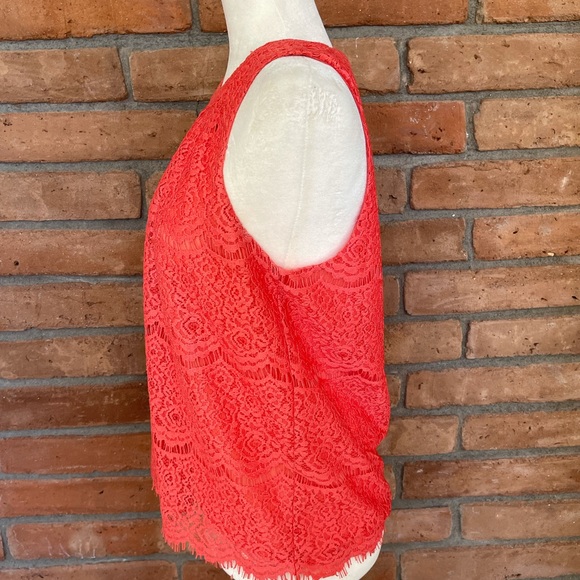 Coral lace sleeveless top - Picture 4 of 7